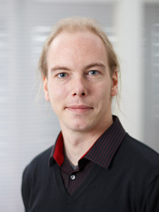 This image shows Dr. Heiko Linnenbank