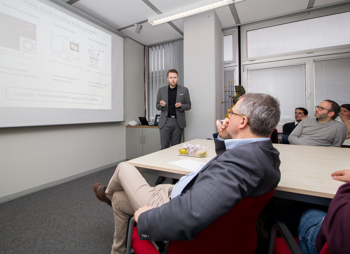 Photo of Speaker Martin Esmann and Professor Gießen